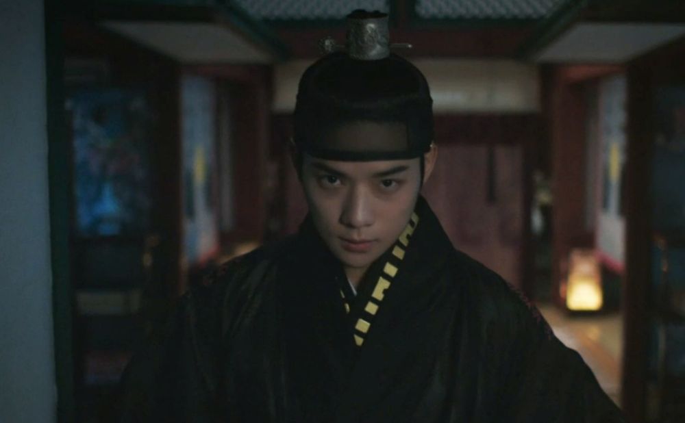'Crown Prince' Moon Sang Min gets married, 'Under the shadow of the palace' continues to set a rating record - Photo 3.