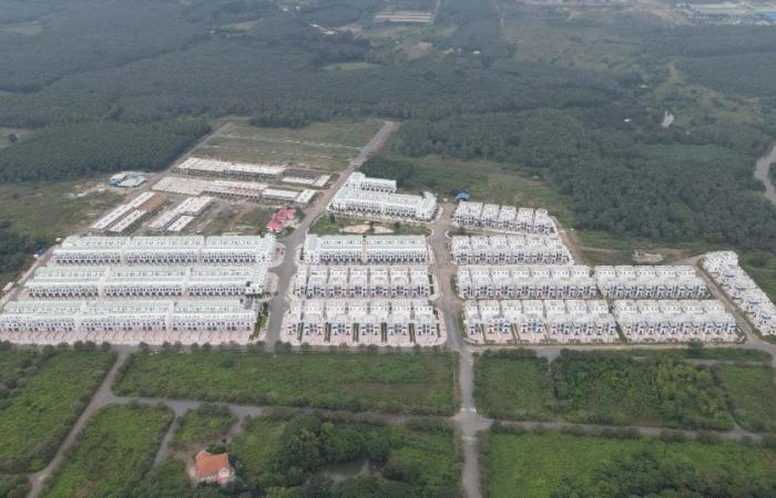 Prosecuting the case of illegal construction of 680 villas and townhouses in Dong Nai